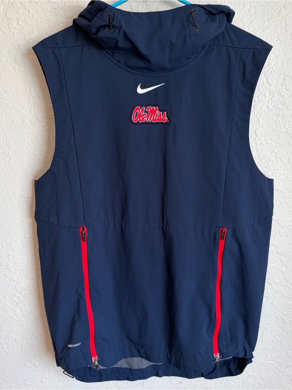 Nike Ole Miss Rebels Sideline Navy Fly Rush Vest Jacket - Men’s Small Excellent!